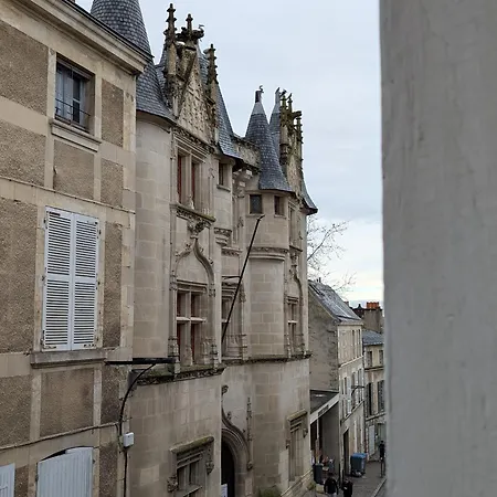 Joli En Centre-ville